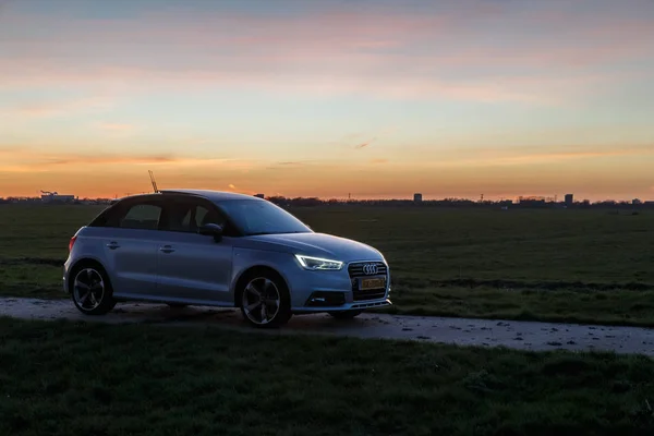 Спортбек Audi A1 S-line t — стоковое фото