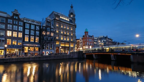 Panoráma slavný kanály Amsterdamu — Stock fotografie