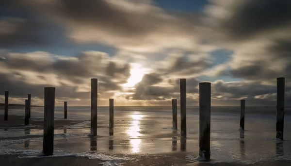 Поляки Пляжі Петтені Нідерланди Під Час Заходу Сонця Сильний Вітер — стокове фото