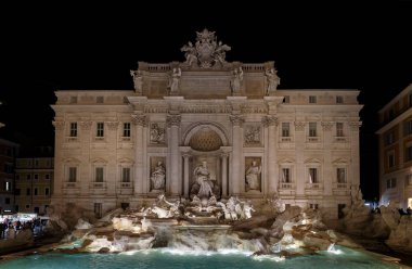 Trevi Çeşmesi, gece, Roma, İtalya