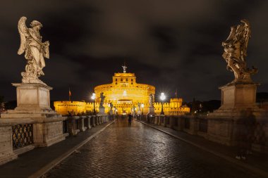 Kurtarıcının büyük sarayı.