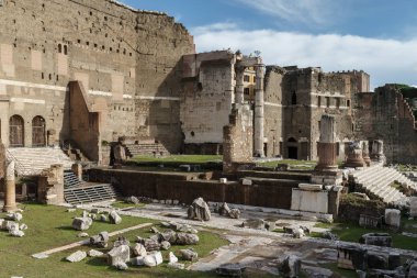 Roma, İtalya 'daki antik Kolezyum