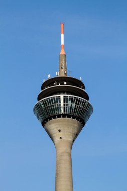 Düsseldorf'Televizyon Kulesi