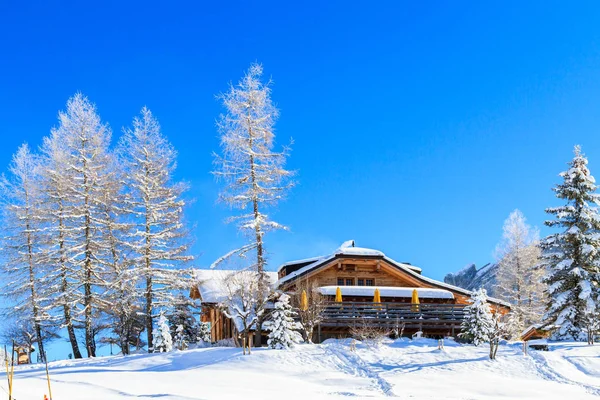 İsviçre kış manzarası