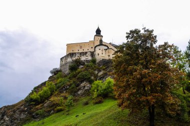 CA'ları Tarasp Scuol, İsviçre kantonu Grisons.