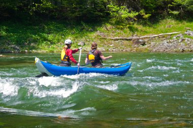 Dunajec üzerinde rafting.