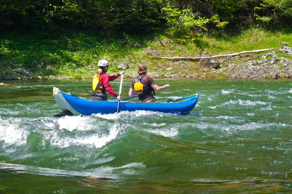 Dunajec üzerinde rafting.