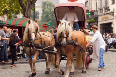 Geçit töreni bira üreticileri.