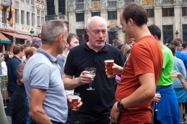 Bir bardak bira Festivali ile mans.