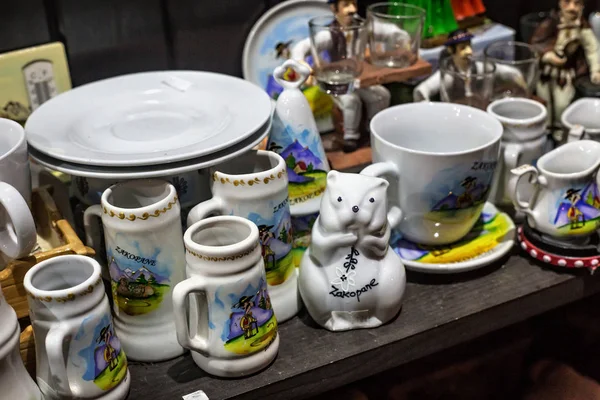 Souvenirs  in a shop window — Stock Photo, Image