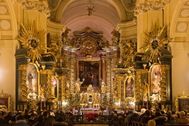 Katolik Manastırı Kilisesi Sts. Bernardine, Siena içinde