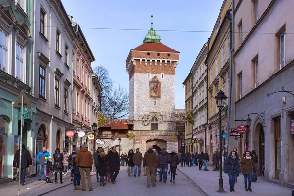 Středověká věž brány Florian — Stock fotografie