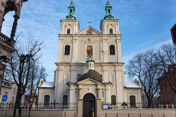 Igreja Colegiada de São Floriano na parte histórica de Cracóvia . — Fotografia de Stock