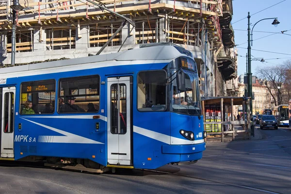 Tram Bombardier-Rotax/MPK EU8N in the historic part of Krakow. — Stock Photo, Image