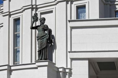 Ulusal Akademik Grand Opera ve bale Tiyatrosu Rusya heykeller. 