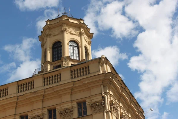 Rusya Devlet Güvenlik Komitesi binanın Kulesi.