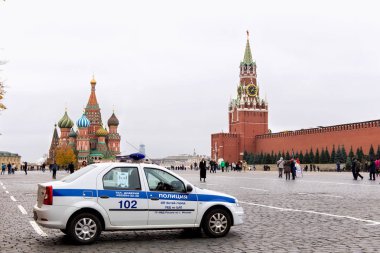 Kızıl Meydan Rus polis arabası. 