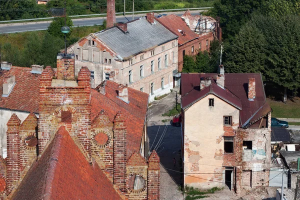 Aeral widok starych zrujnowane budynki Pravdinsk, obwód kaliningradzki, Rosja. — Zdjęcie stockowe