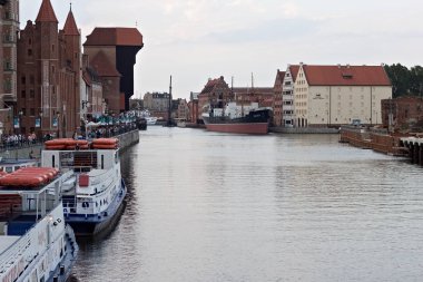 Gdansk tarihi kısmında Motlawa Nehri Panoraması.