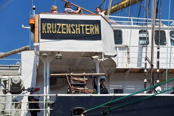 Däckshuset på historiska Barkskeppet Kruzenshtern (tidigare Padua) förtöjd i Kaliningrad Sea Port. — Stockfoto