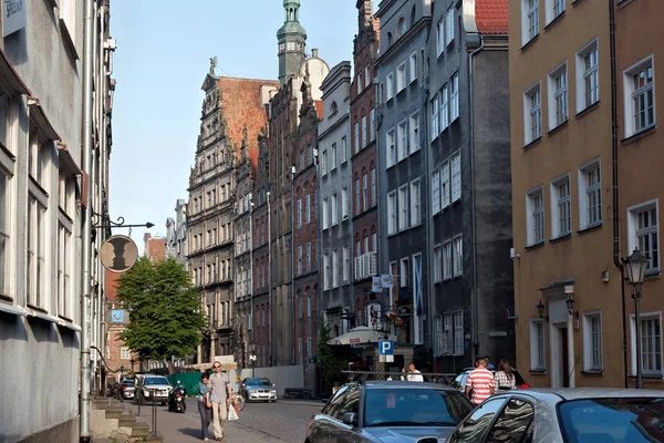 Historical Chlebnicka street in Main Town in Gdansk. — Stock Photo, Image