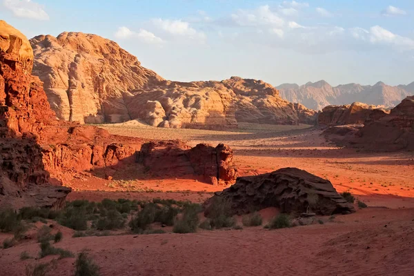 Rote Berge Der Schlucht Der Wadi Rum Wüste Jordanien Wadi — Stockfoto