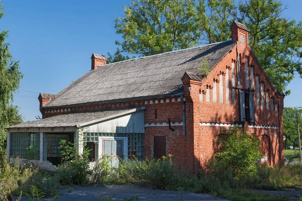 Vista Antigo Edifício Tijolos Vermelhos Alemães Pravdinsk Friedland Anterior Rússia — Fotografia de Stock