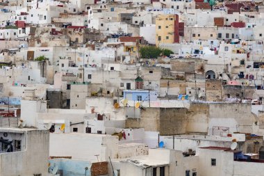 Tetouan Çeyreği 'nin renkli eski binalarının manzarası