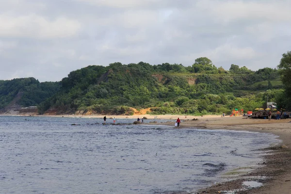 Östersjökustens vackra landskap med sandstranden — Stockfoto