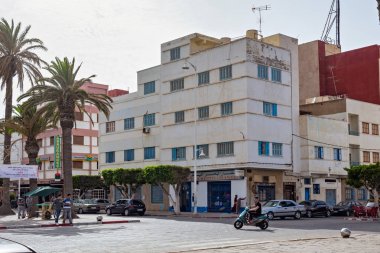 Nador 'un merkezindeki eski binalar. Fas 'ın kuzeydoğu Rif bölgesinde bir kıyı kentidir..