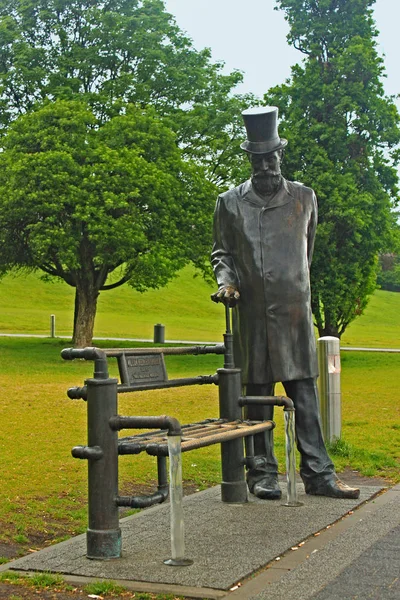 Skulptur von Sir William Heerlein Lindley im Stadtpark. — Stockfoto