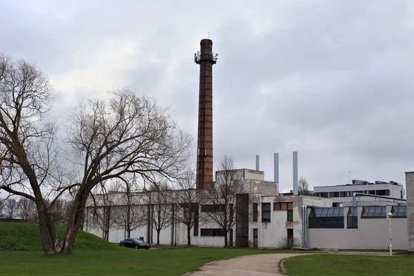 Old industrial buildings in the Parnu, Estonia. — Stock Photo, Image