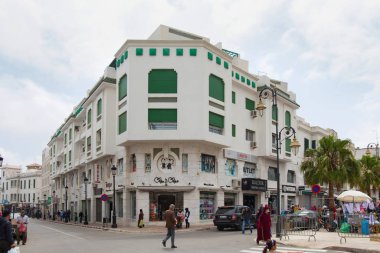 Tetouan 'daki El Ensanche bölgesinin manzarası, Fas' taki sözde İspanyol Protektorası zamanında planlanmış ve inşa edilmiştir (1913-1956).).