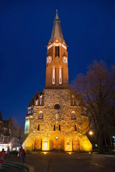 Blick auf die Garnisonskirche von St. Georges in Sopot. entworfen von louis von tiedemann aus potsdam zwischen 1899 und 1901 — Stockfoto