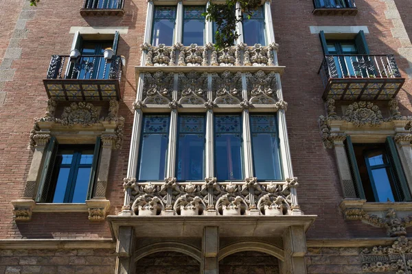 Barcelona Spagna Maggio 2017 Finestre Balconi Della Casa Les Punxes — Foto Stock