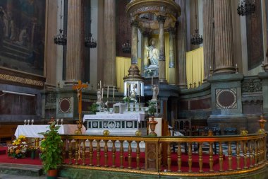 BARCELONA, İSPAN - 15 Mayıs 2017 San Agustin Kilisesi 'nin İçi. Barcelona 'da El Raval' da bir Katolik tapınağı. Placa de Sant Agusti caddesinde..
