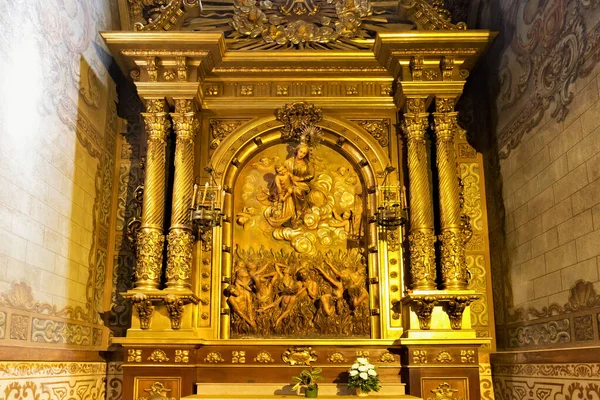 Barcelona Spanyolország Május 2017 Szűz Mária Szobra Jézussal Niche Ben — Stock Fotó