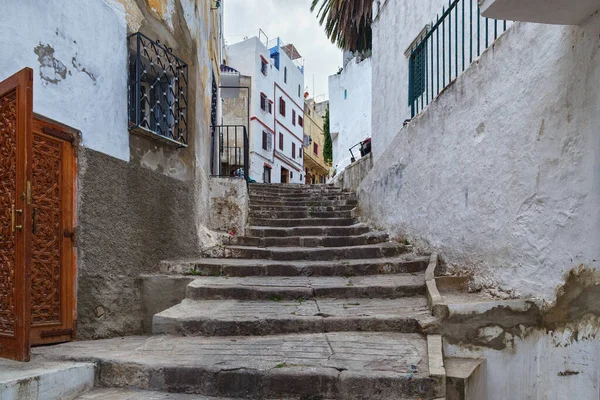 Tangier Marocco Maggio 2017 Vecchia Scalinata Pietra Nel Quartiere Tangeri — Foto Stock