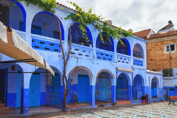 Chefchaouen Morocco May 2017 View Blue Walls Medina Chaouen 这座城市以深蓝色的建筑物而闻名 — 图库照片