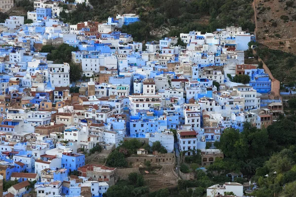 Fas 'taki Şef' in hava manzarası. Şehir binalarının mavi tonlarıyla ünlüdür ve bu Şef 'i ziyaretçiler için çok çekici kılar..