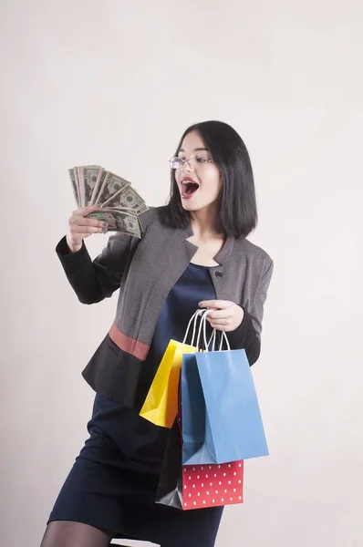 Beautiful Girl Braces Money Shopping Bags — Stock Photo, Image