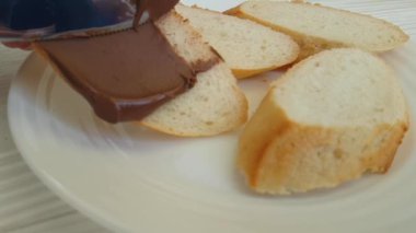 el çikolata ekmek smear