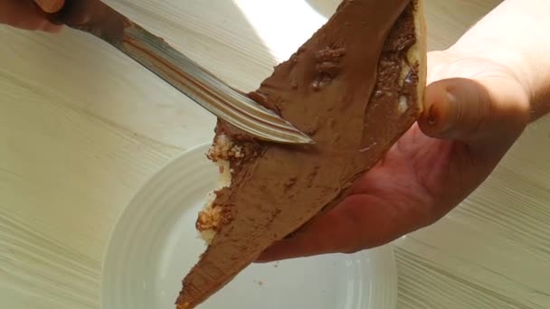 Frottis Main Chocolat Sur Pain — Video