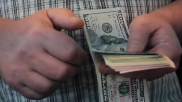 Чоловік Руки Рахувати Долари — стокове відео