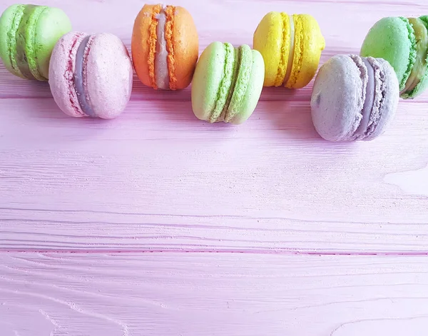 Macaron Sobre Una Madera Rosa — Foto de Stock