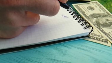 defter dolar, el yazıyor, ağır çekim ofis