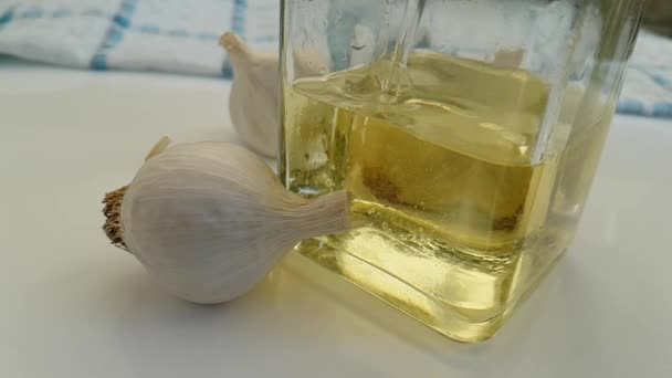 Garlic Oil White Background Slow Motion Shooting Drops Poured — Stock Video