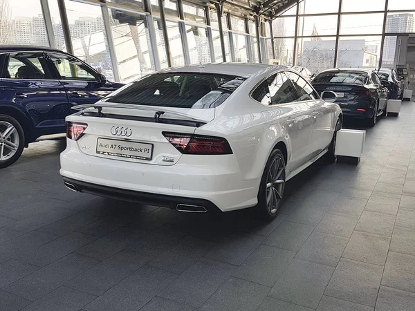 Ucrania Kiev Febrero 2018 Coches Nuevos Audi Motor Show — Foto de Stock