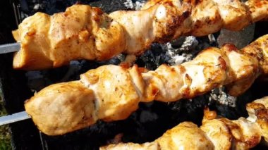 şiş kebap ızgara yavaş kavrulmuş