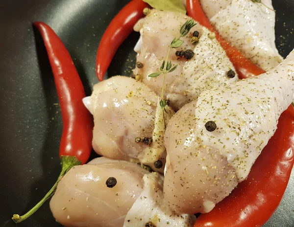 Raw Chicken Legs Plate Red Pepper — Stock Photo, Image